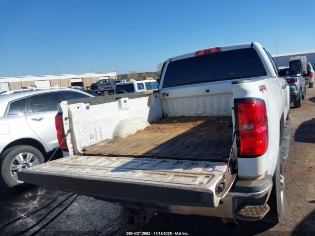 Chevrolet Silverado 2500 Wt Image 15