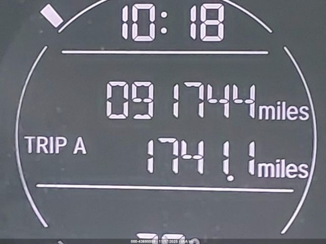 Honda HR-V Sport Image 2