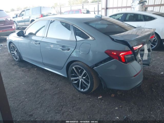 Honda Civic Touring Image 4