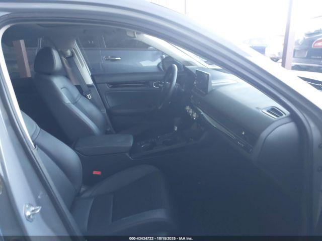 Honda Civic Touring Image 5