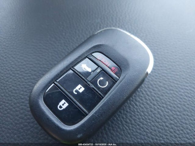 Honda Civic Touring Image 12