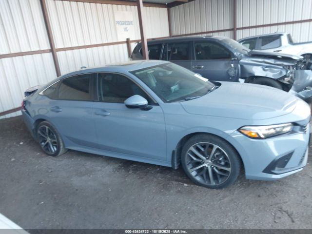 Honda Civic Touring Image 13