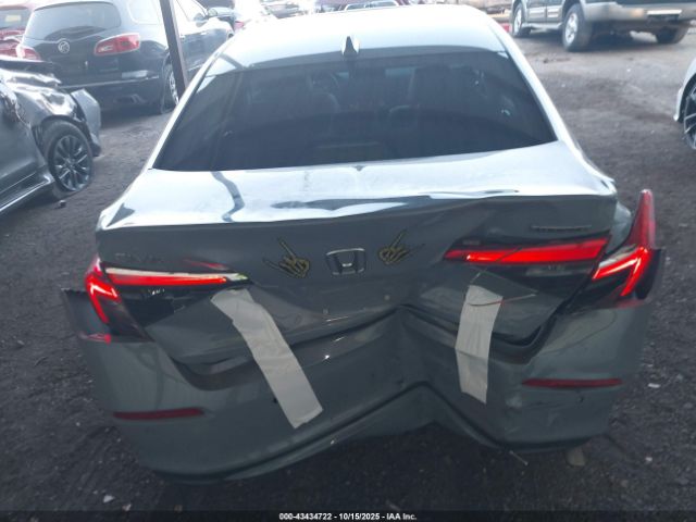 Honda Civic Touring Image 14