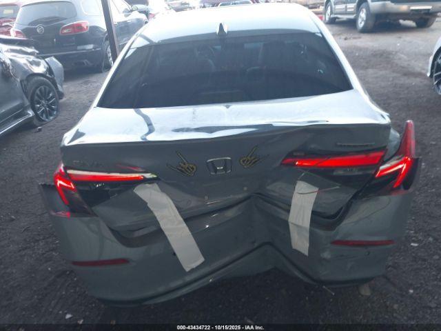 Honda Civic Touring Image 14