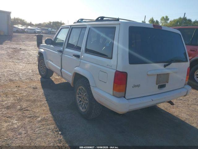 Jeep Cherokee Image 5