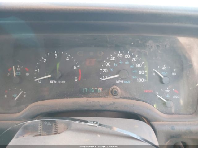 Jeep Cherokee Image 6