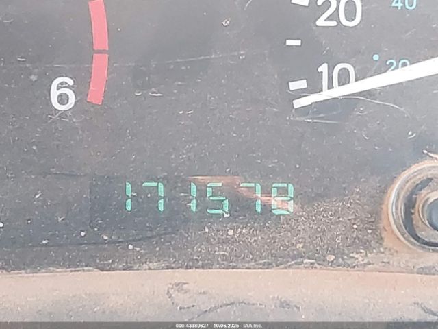 Jeep Cherokee Image 12