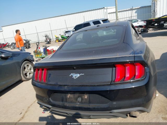Ford Mustang Ecoboost Fastback Image 15