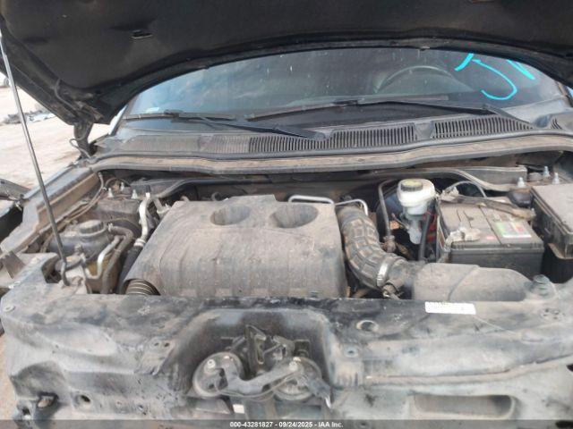 Ford Explorer Limited Image 13