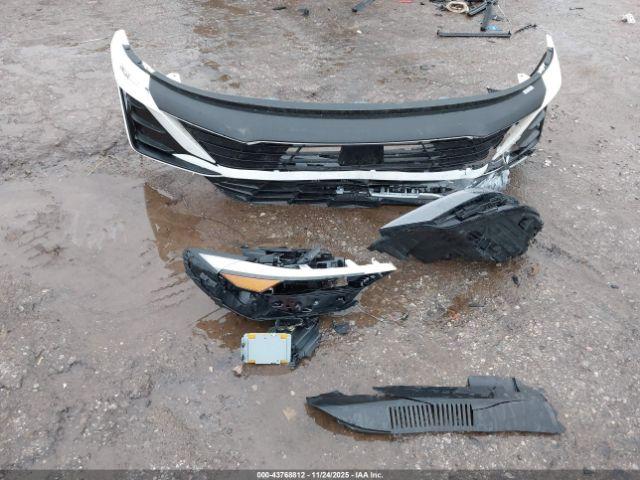 Hyundai ELANTRA Limited Image 16