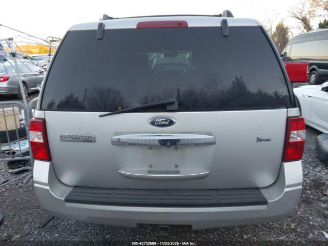 Ford Expedition Limited Image 8