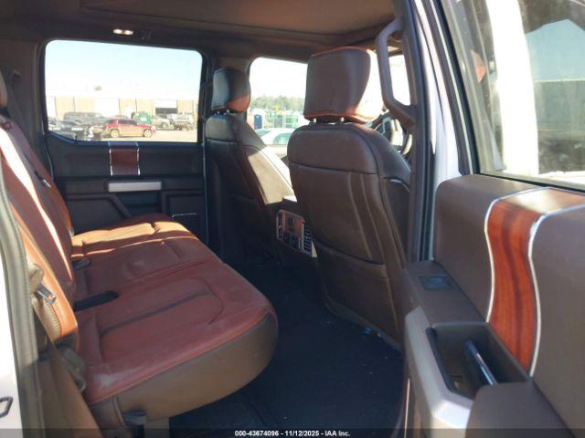 Ford F-350 King Ranch Image 7