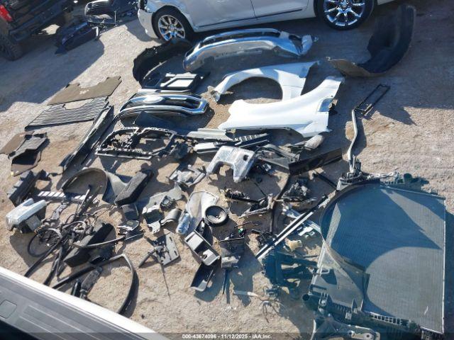 Ford F-350 King Ranch Image 12