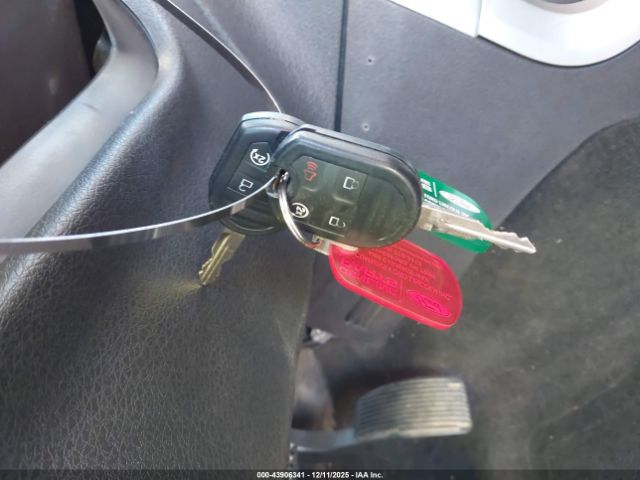 Ford F-150 King Ranch Image 11