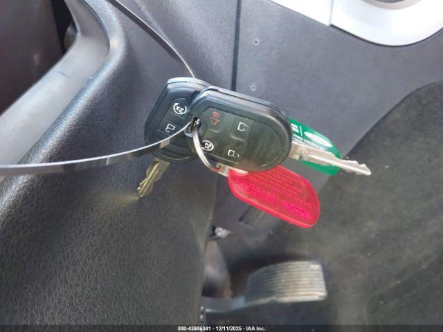 Ford F-150 King Ranch Image 11