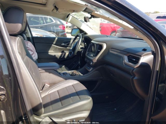 GMC Acadia Fwd Denali Image 8