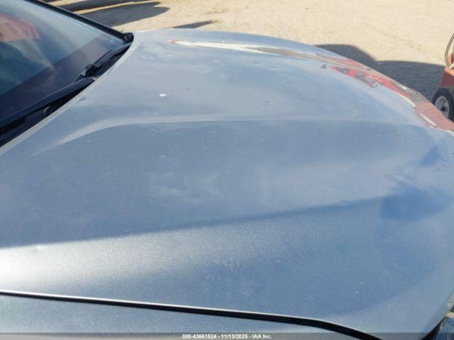 Toyota Camry Se Image 11