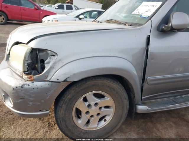 Toyota Sequoia Sr5 V8 Image 2