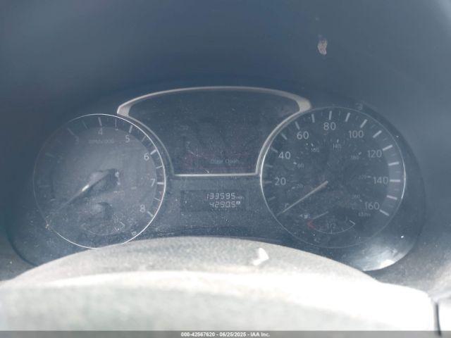 Nissan Altima 2.5 S Image 9