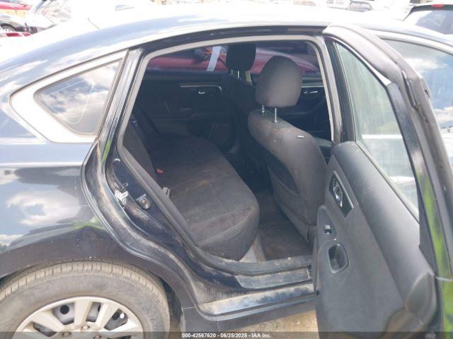 Nissan Altima 2.5 S Image 7