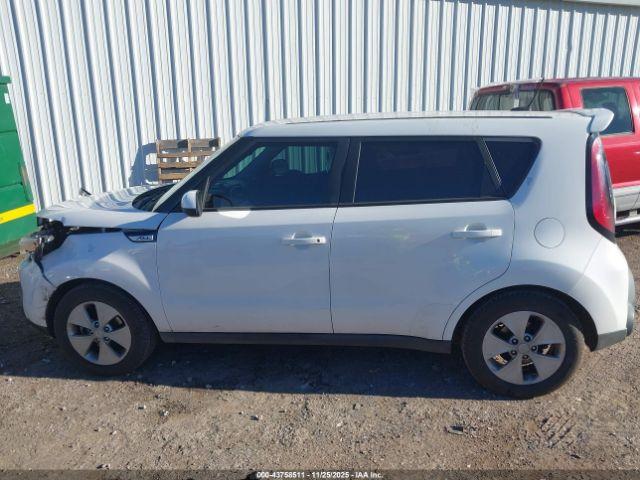 Kia Soul Image 4