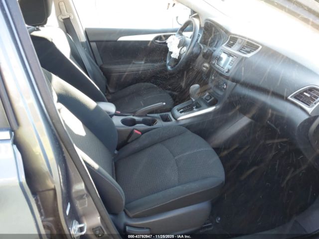 Nissan Sentra S Image 4