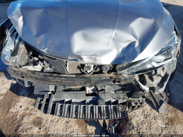 Nissan Sentra S Image 2