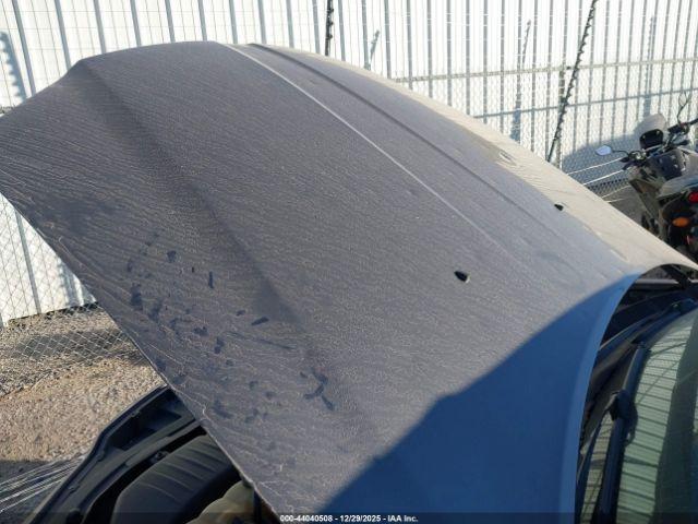 Chrysler 300c Image 3