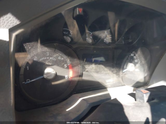 Ford F-550 Xl Image 7