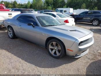  Salvage Dodge Challenger