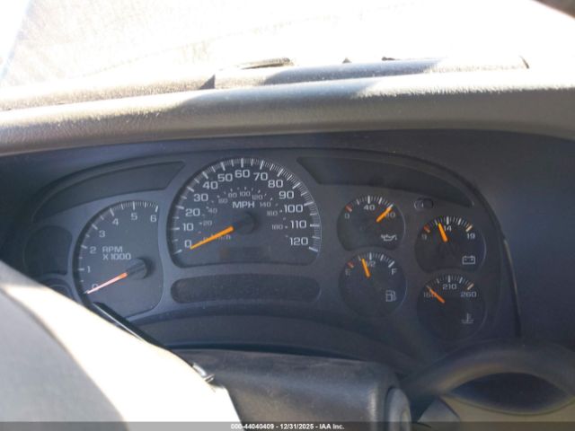 GMC Yukon Sle Image 11