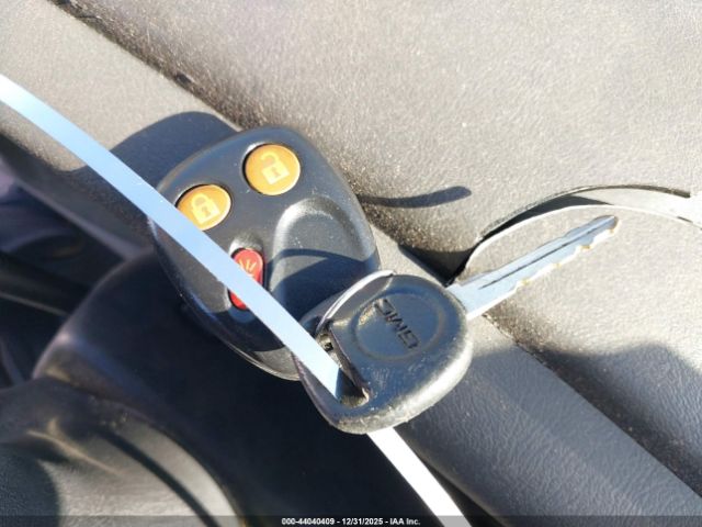 GMC Yukon Sle Image 4