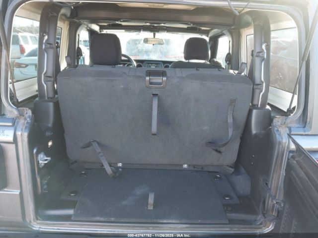 Jeep Wrangler Sport S 4x4 Image 17