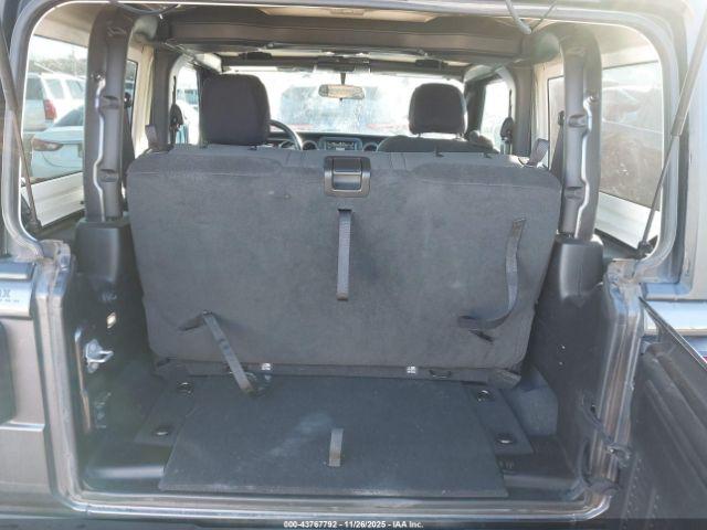 Jeep Wrangler Sport S 4x4 Image 17