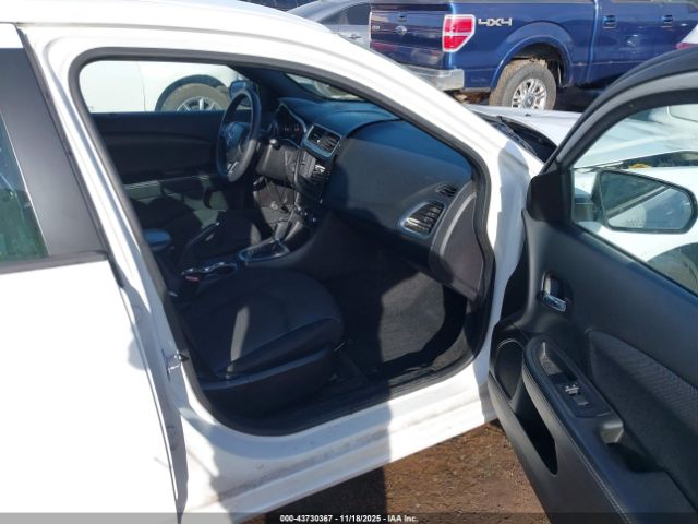 Dodge Avenger Se Image 9