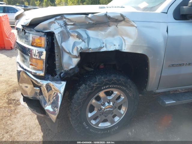 Chevrolet Silverado 2500 Lt Image 4