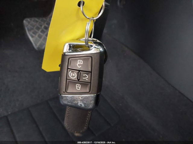 Volkswagen Atlas Image 16