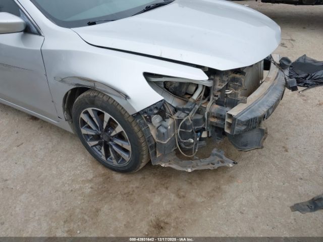 Nissan Altima 2.5 Sv Image 13