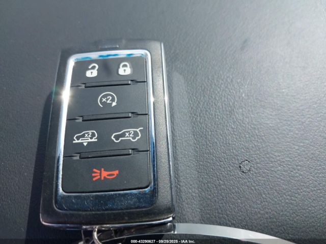 Jeep Wagoneer Series Iii 4x4 Image 11