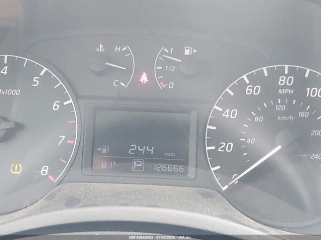 Nissan Sentra S Image 5