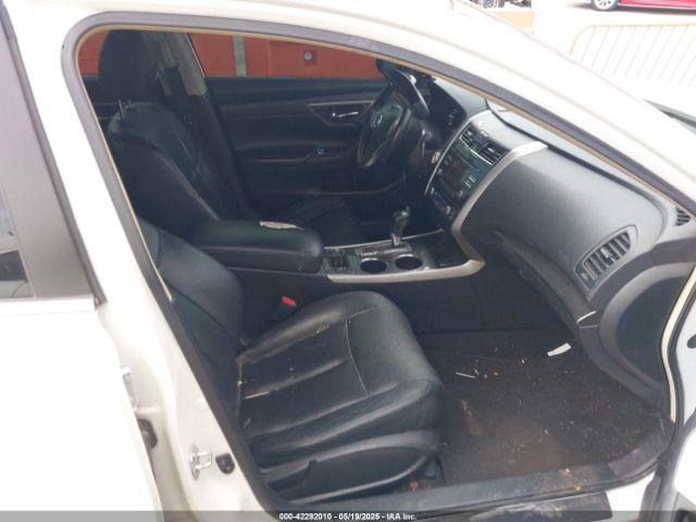 Nissan Altima 2.5 Sl Image 10