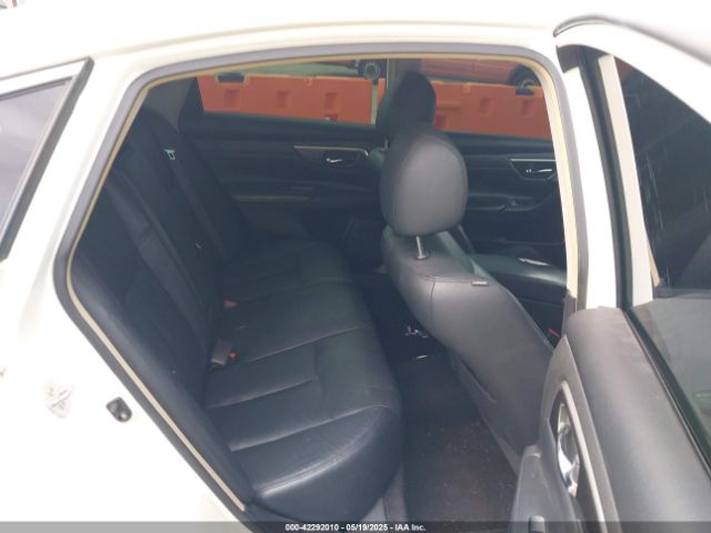 Nissan Altima 2.5 Sl Image 2