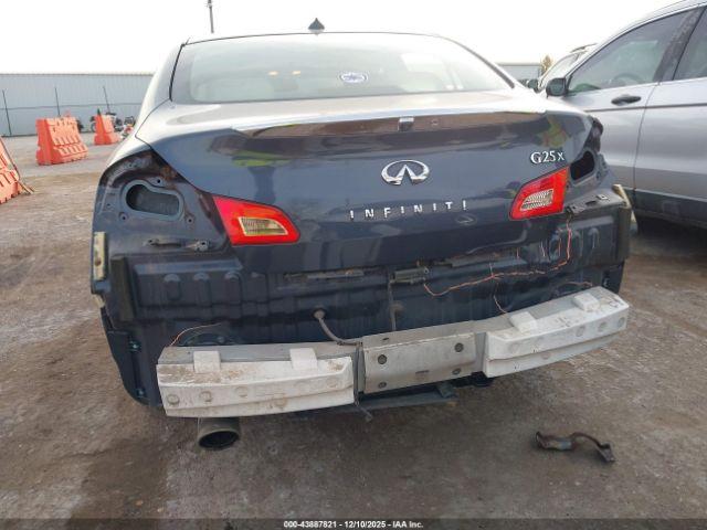 INFINITI G25x Image 2
