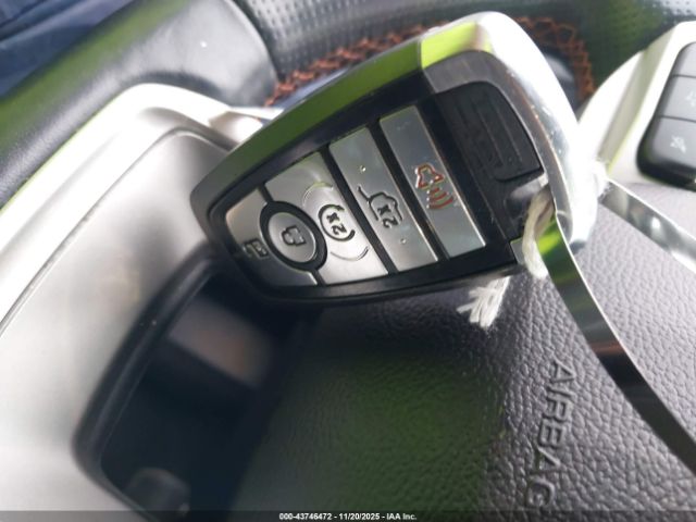 Ford Explorer Timberline Image 17