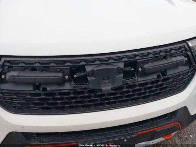 Ford Explorer Timberline Image 12