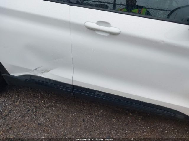 Ford Explorer Timberline Image 9