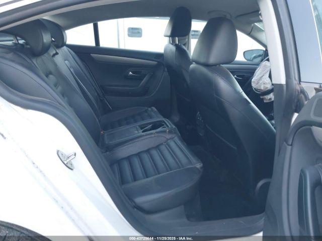 Volkswagen CC Sport Image 12