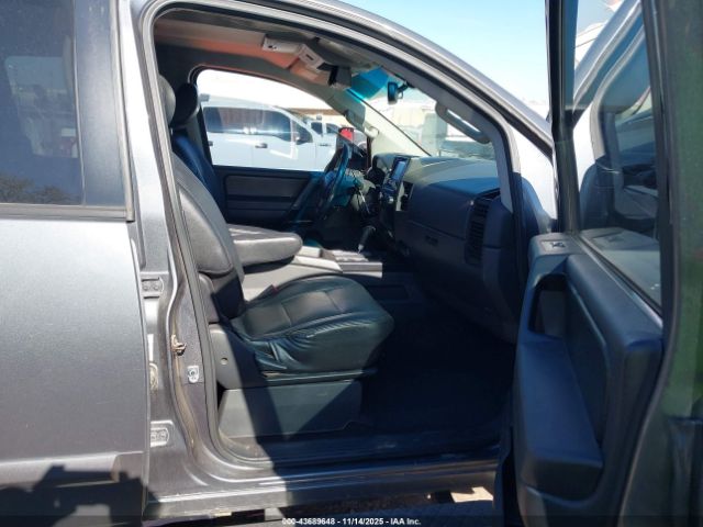 Nissan Titan Sv Image 14