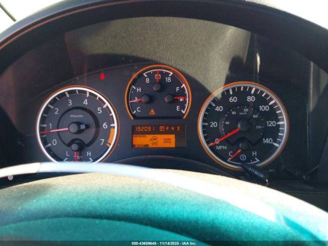 Nissan Titan Sv Image 2