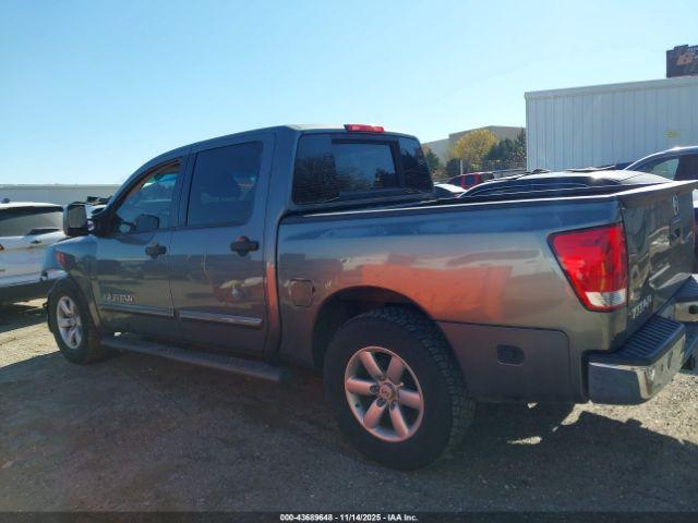 Nissan Titan Sv Image 3